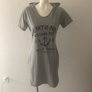 Huizhufushi gray hooded tshirt dress. Size M.
